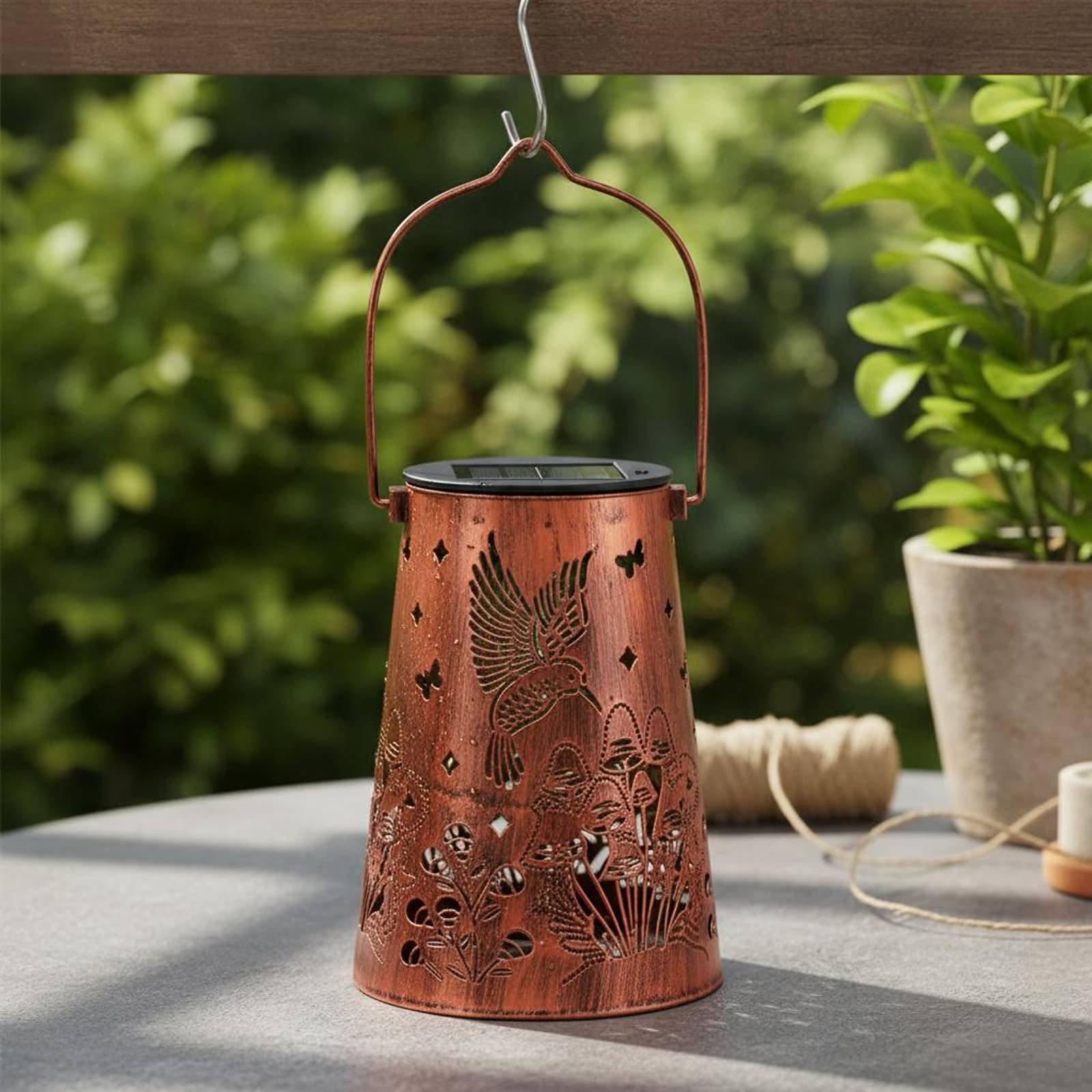 Floral Garden Lantern Pattern  - Solar Lantern Hanging avis et prix