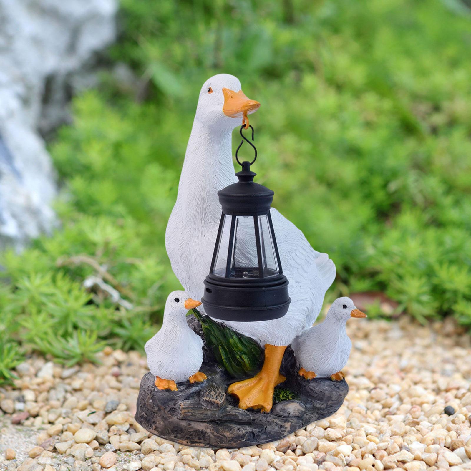 White Duck Ornament with Solar - Outdoor Lighting Accent avis et prix
